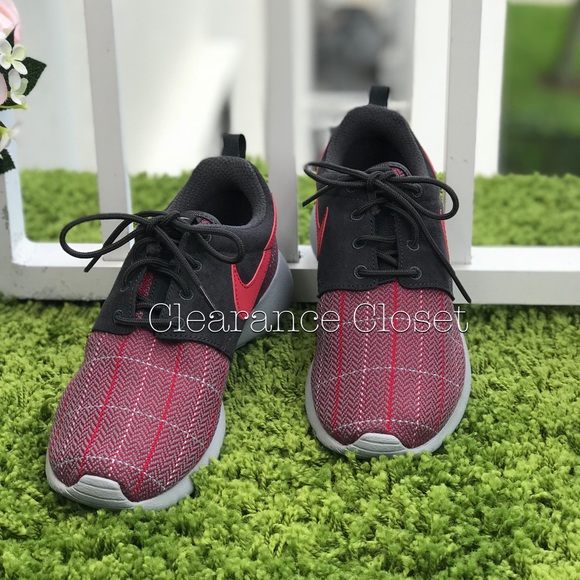 NWT Nike Roshe One SE Antracite WMNS - Picture 3 of 7